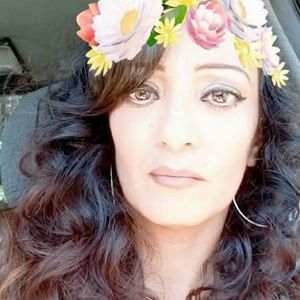 Meet your Posher, Evelyn